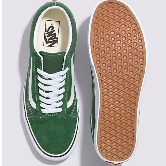 Vans WMNS Old Skool
Color Theory Greener Past
VN0005UF6QU
Sneakers - Picture 4 of 16